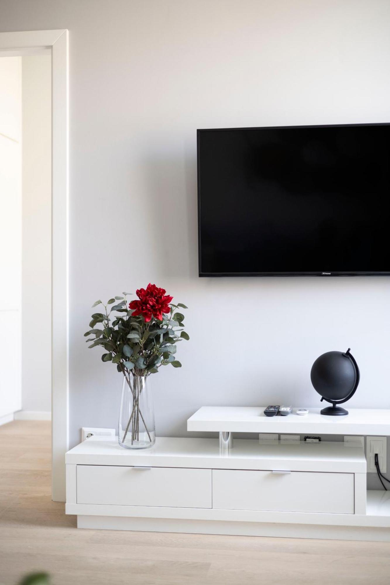 Stylish & Spacious Central Suite By Prestige Homes Budapest Kültér fotó